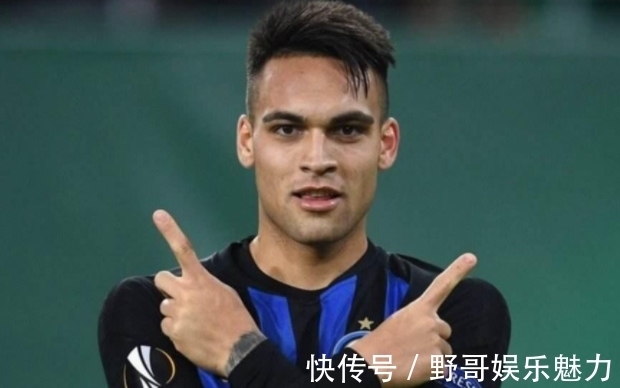 赛季中表现 赛季中表现