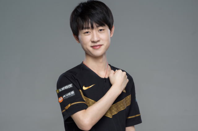 力赛和个人 力赛和个人